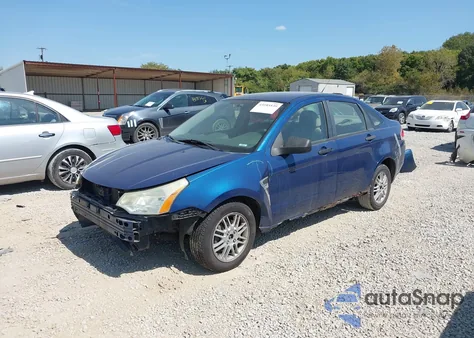 2008 Ford Focus Se/Ses z USA, uszkodzony, nr VIN 1FAHP35NX8W297572